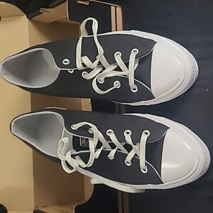 10 Women's Converse